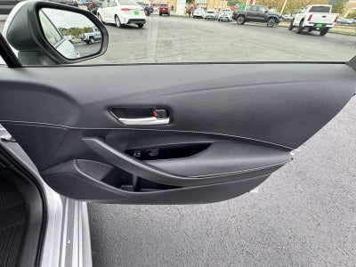 2025 Toyota Corolla Hatchback SE
