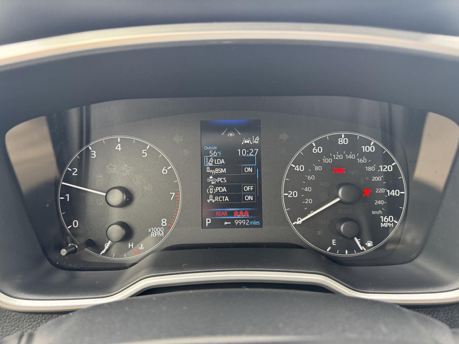 2025 Toyota Corolla Hatchback SE