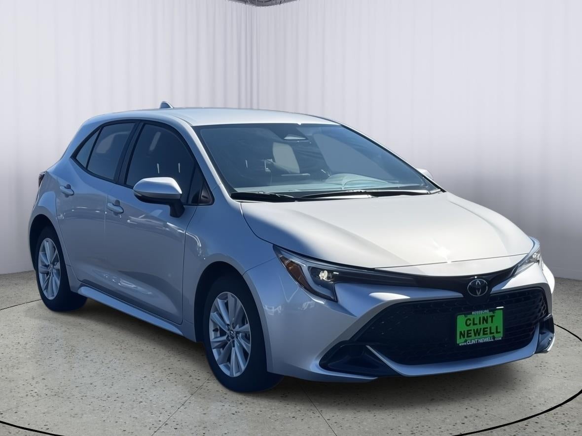 2025 Toyota Corolla Hatchback SE